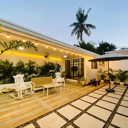 Modern Guesthouse Near Beach In Nasugbu, Batangas Экстерьер фото